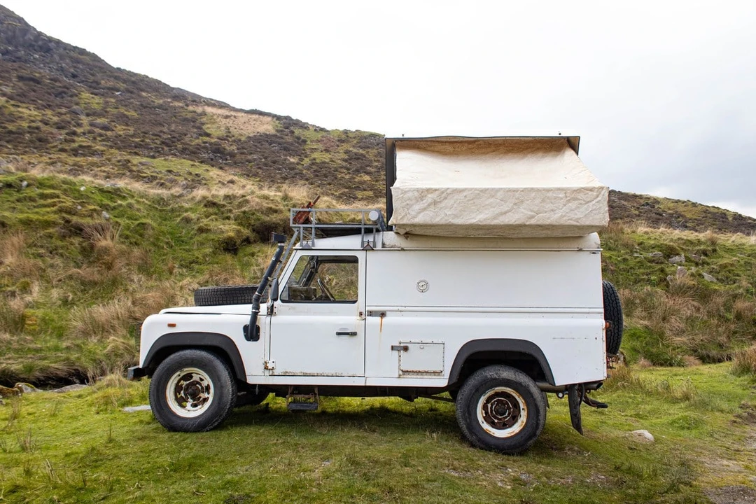 1990 Land Rover Defender 110 - Image 9 of 30