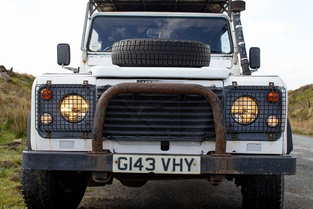 1990 Land Rover Defender 110 - Image 14 of 30