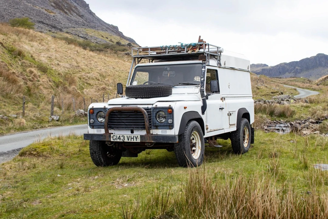 1990 Land Rover Defender 110 - Image 3 of 30