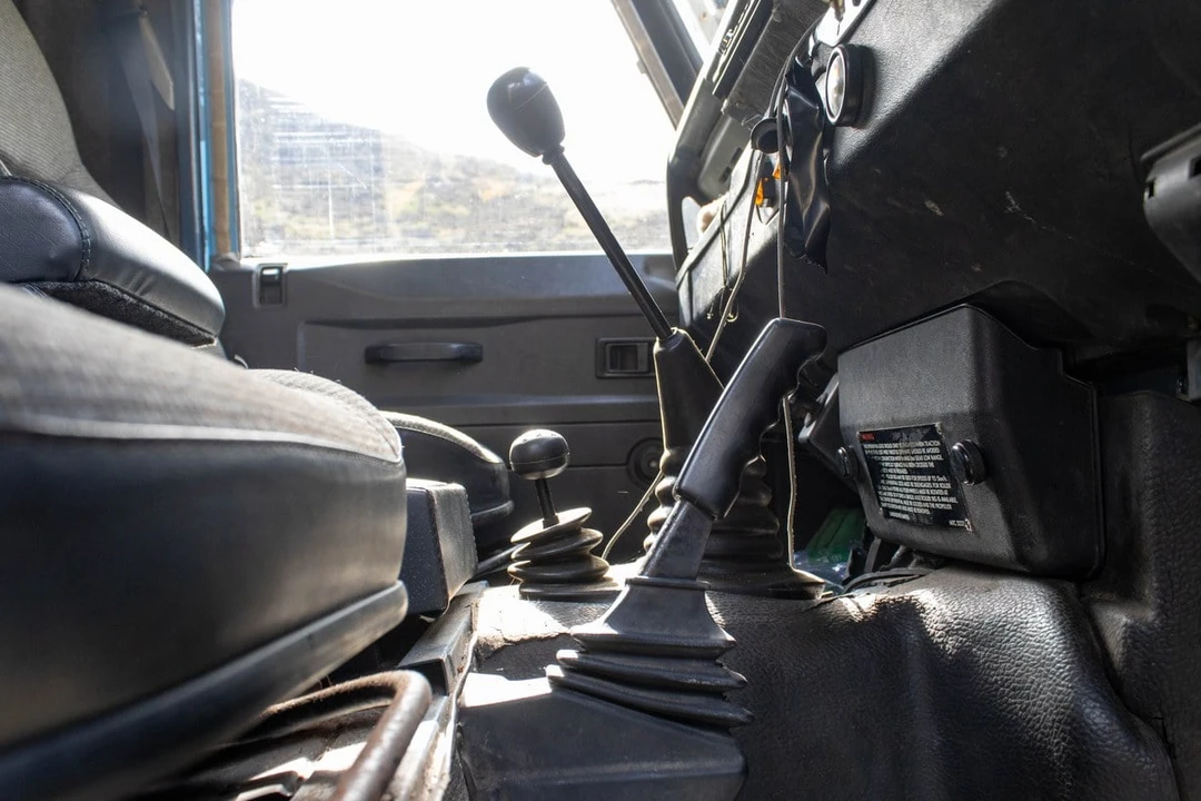 1990 Land Rover Defender 110 - Image 27 of 30