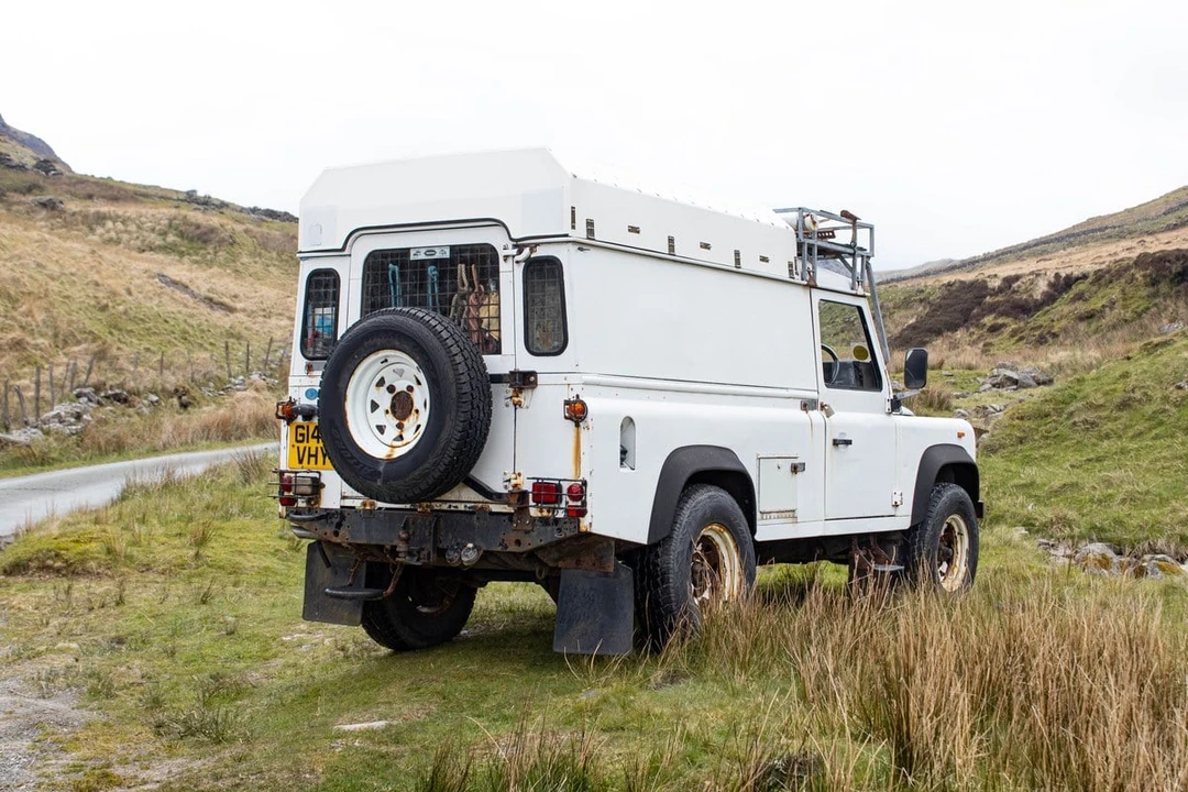1990 Land Rover Defender 110 - Image 7 of 30
