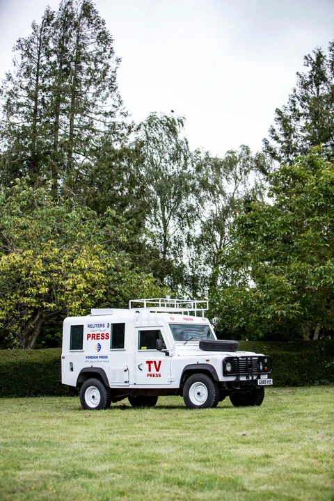 1990 Land Rover Defender 110 - Image 2 of 16