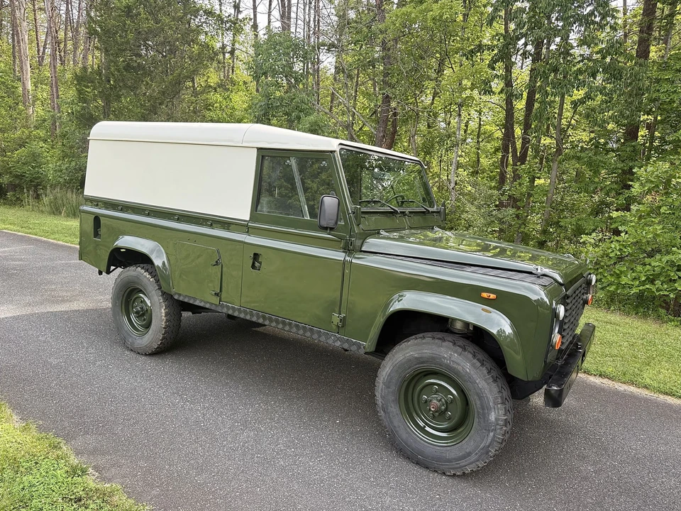 1990 Land Rover Defender 110 - Image 27 of 31