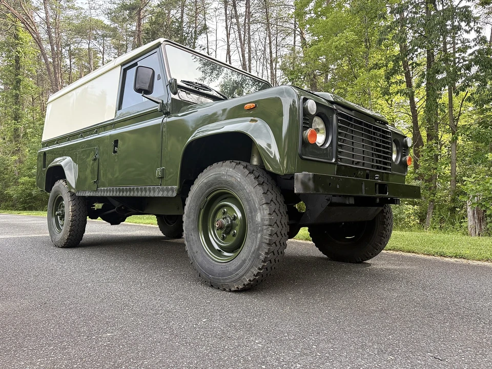 1990 Land Rover Defender 110 - Image 22 of 31
