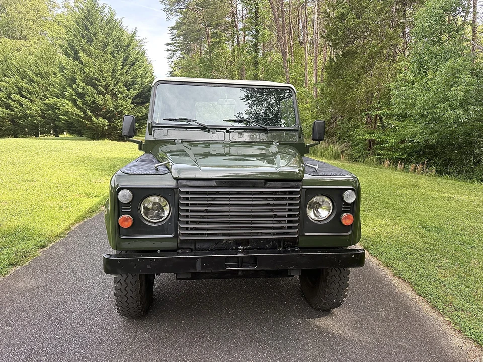 1990 Land Rover Defender 110 - Image 16 of 31