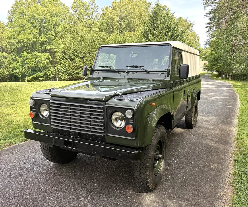 1990 Land Rover Defender 110 - Image 13 of 31