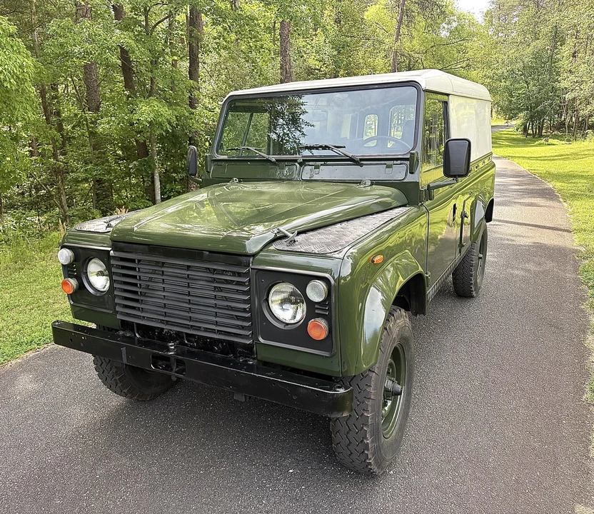 1990 Land Rover Defender 110 - Image 11 of 31