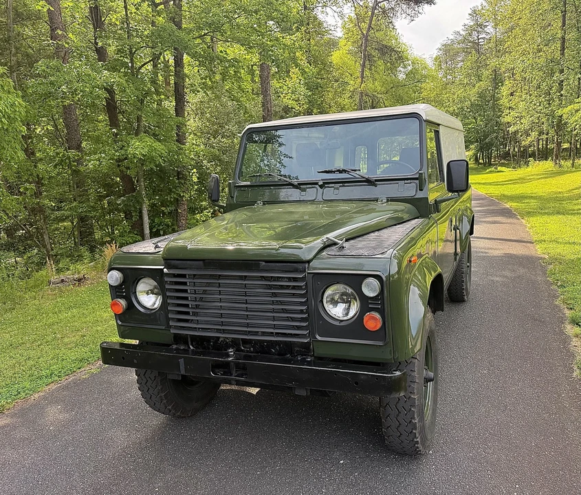 1990 Land Rover Defender 110 - Image 15 of 31