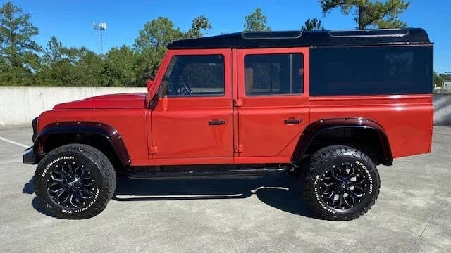 1990 Land Rover Defender 110 - Image 2 of 31