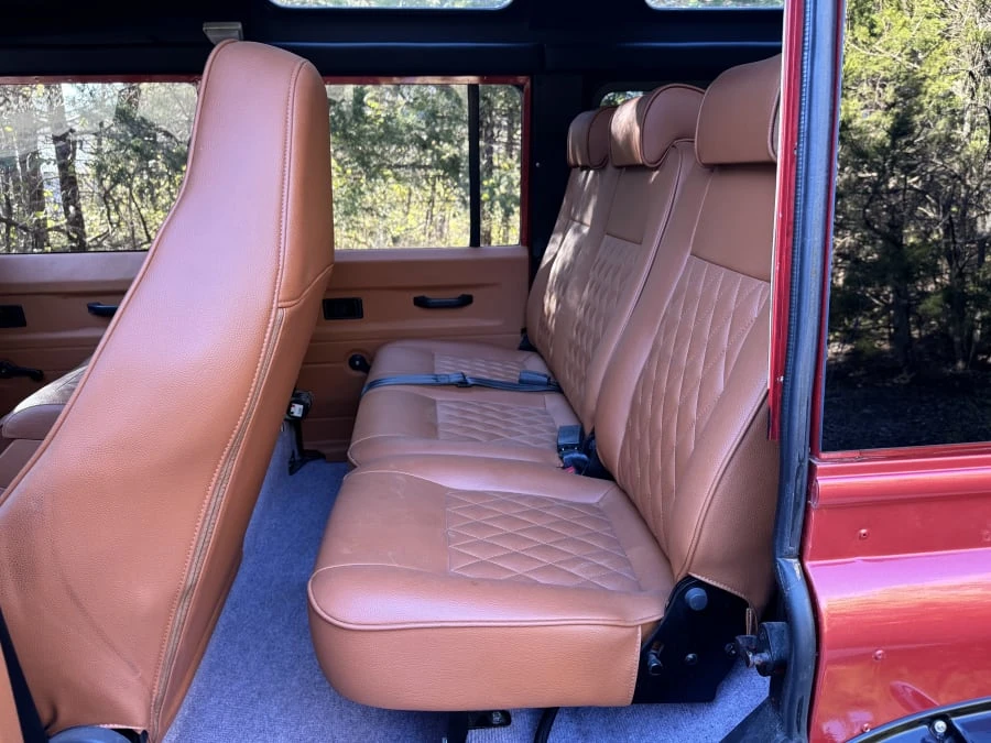1990 Land Rover Defender 110 - Image 9 of 12