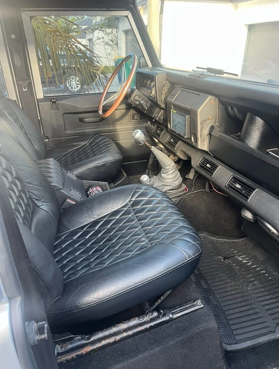 1990 Land Rover Defender - Image 7 of 21