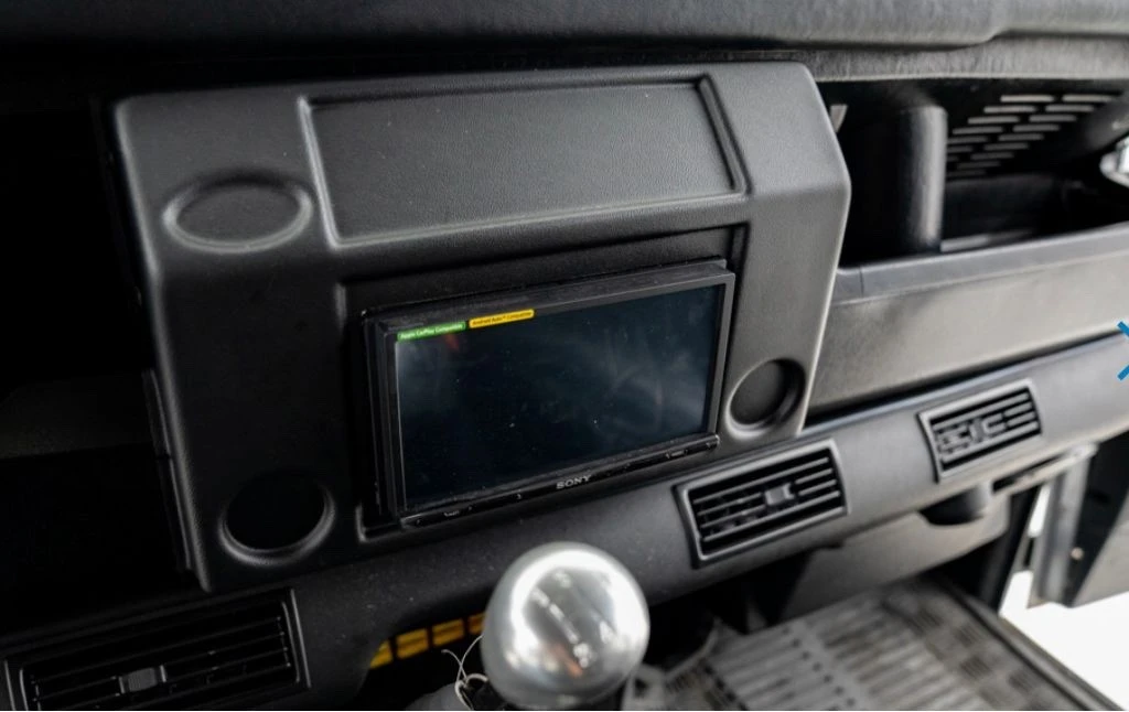 1990 Land Rover Defender - Image 15 of 21