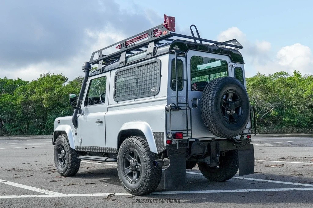 1990 Land Rover Defender 90 - Image 6 of 12