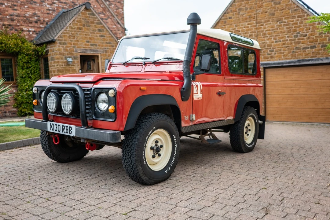 1990 Land Rover Defender 90 - Image 10 of 30