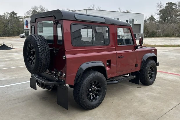 1990 Land Rover Defender 90 - Image 2 of 8