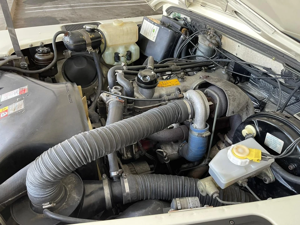 1990 Land Rover Defender 90 - Image 7 of 31