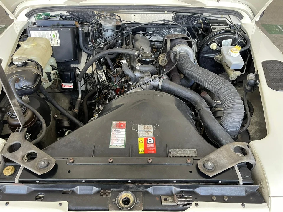 1990 Land Rover Defender 90 - Image 2 of 31