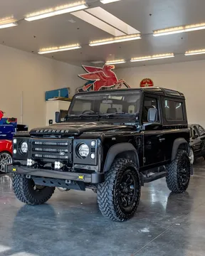 1990 Land Rover Defender 90