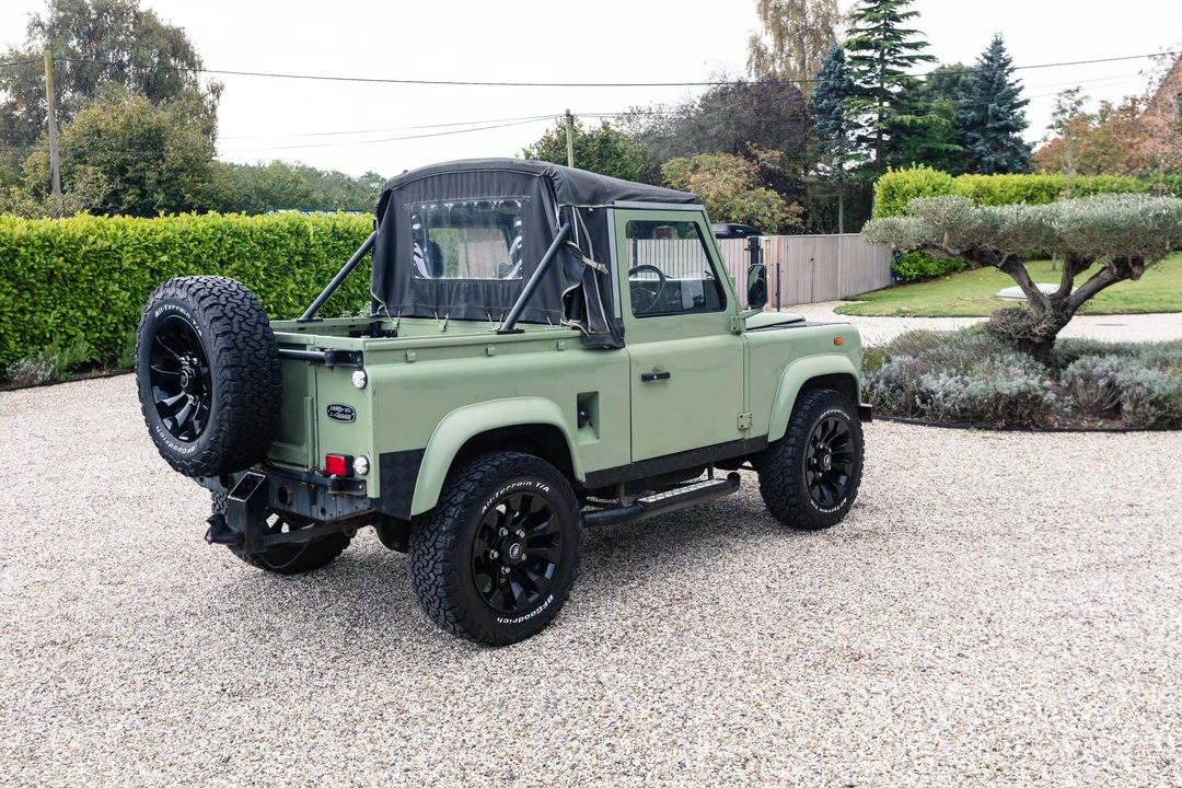 1990 Land Rover Defender 90 - Image 7 of 31