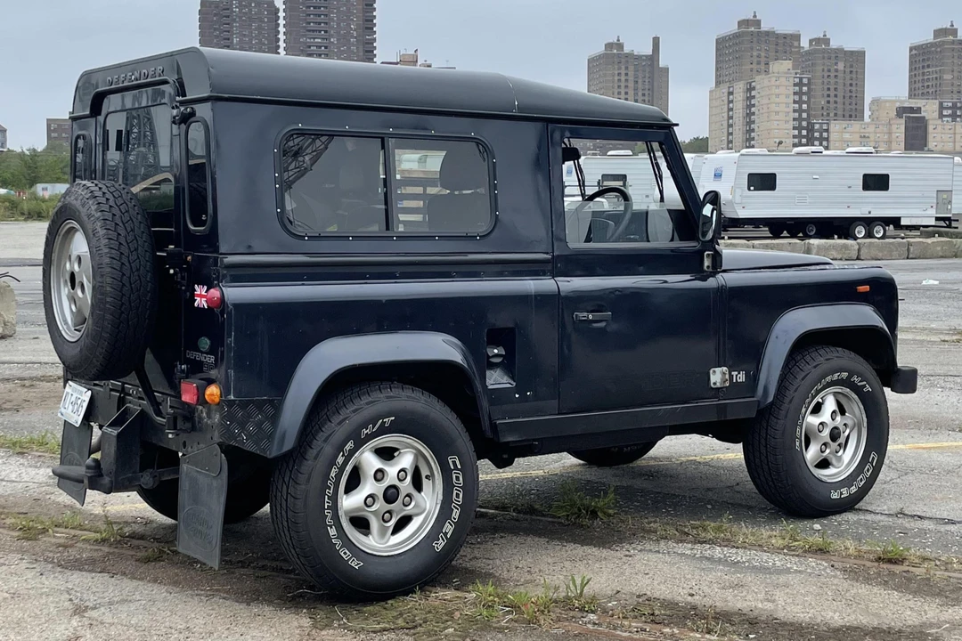 1990 Land Rover Defender 90 - Image 5 of 31
