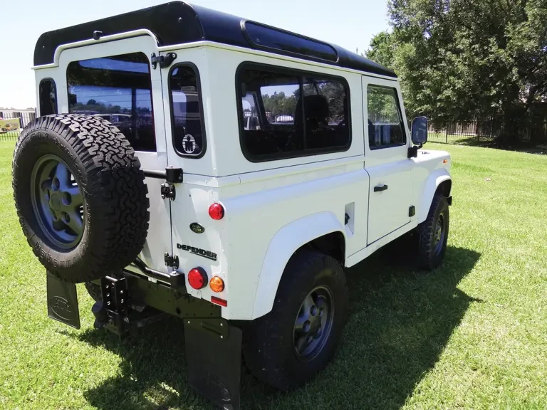 1990 Land Rover Defender 90 - Image 3 of 10