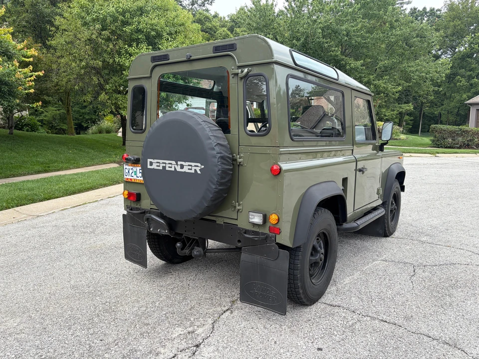 1990 Land Rover Defender 90 - Image 10 of 31