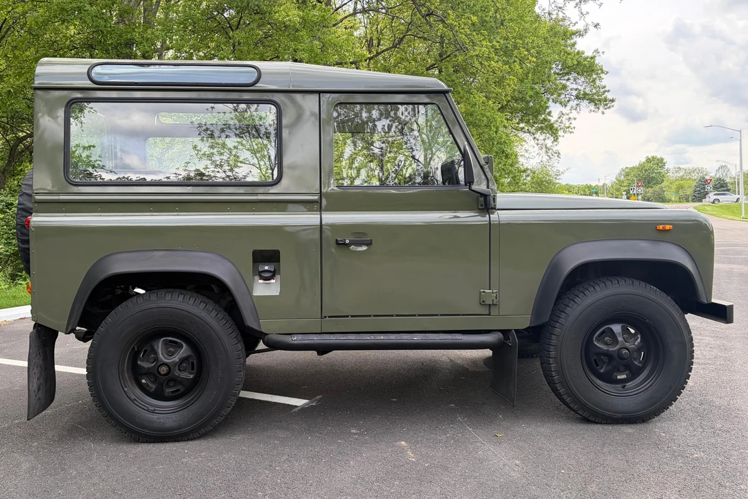 1990 Land Rover Defender 90 - Image 3 of 31