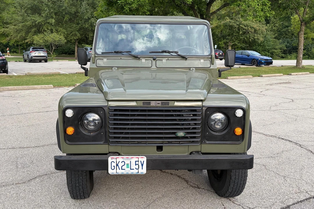 1990 Land Rover Defender 90 - Image 2 of 31