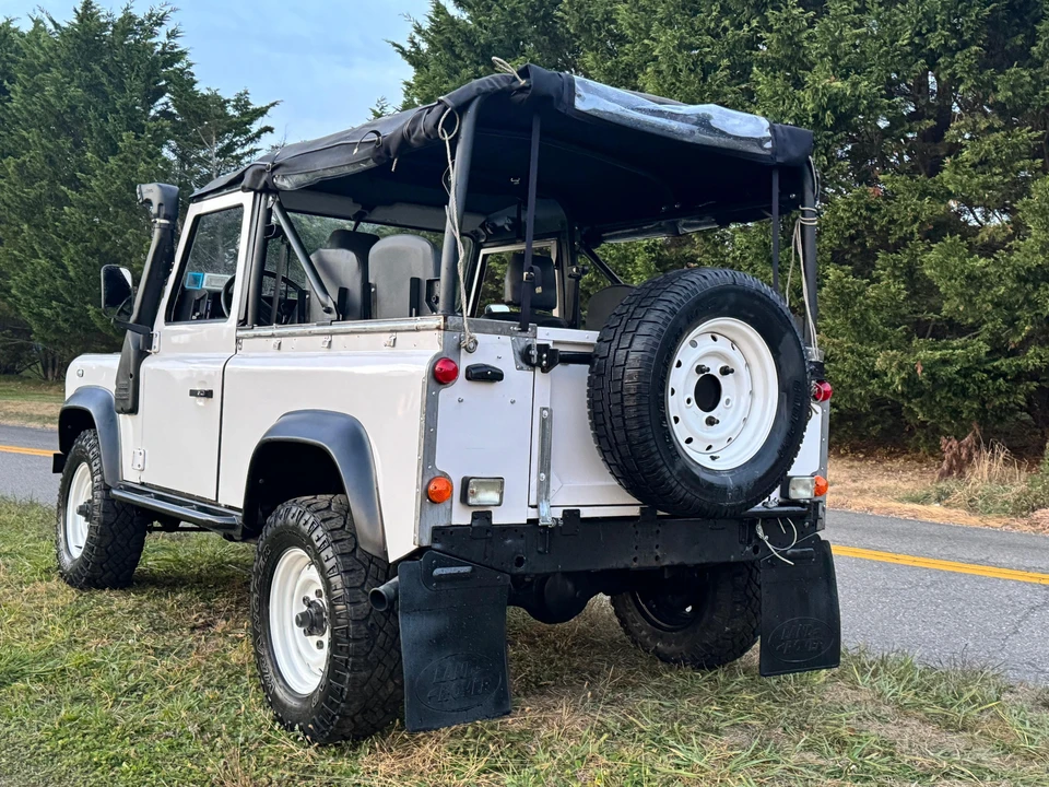 1990 Land Rover Defender 90 - Image 10 of 31