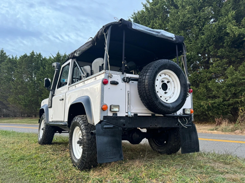 1990 Land Rover Defender 90 - Image 12 of 31
