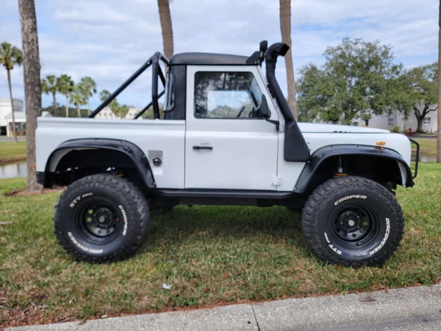 1990 Land Rover Defender 90 - Image 9 of 11