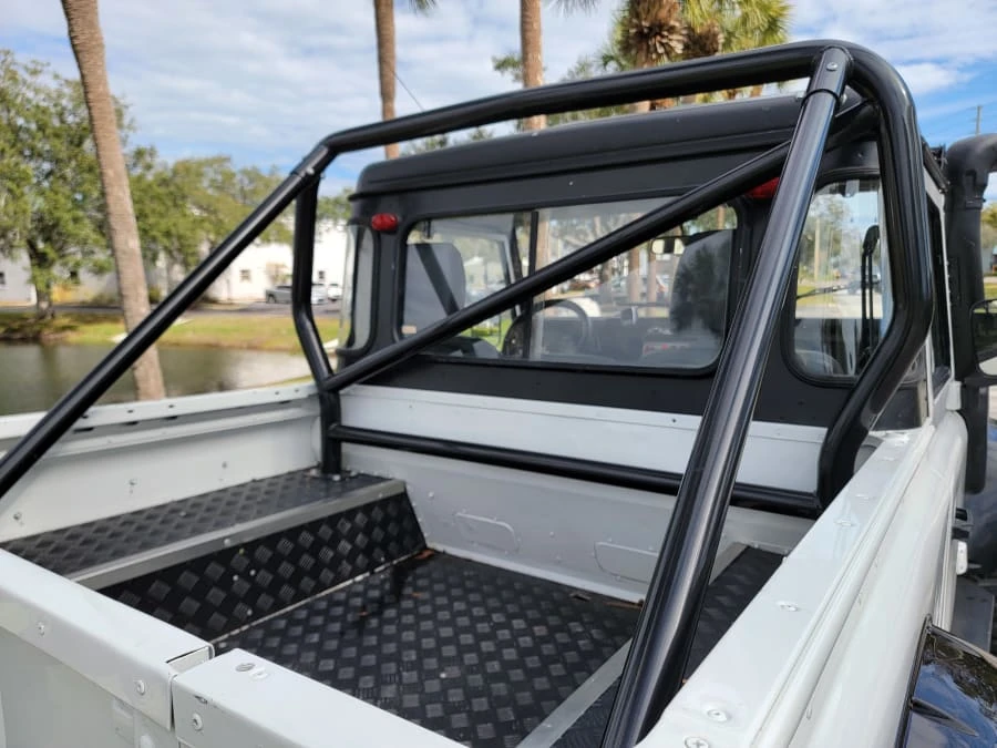 1990 Land Rover Defender 90 - Image 8 of 11