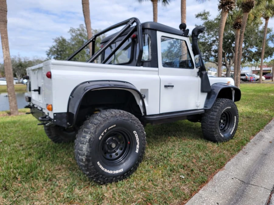 1990 Land Rover Defender 90 - Image 7 of 11
