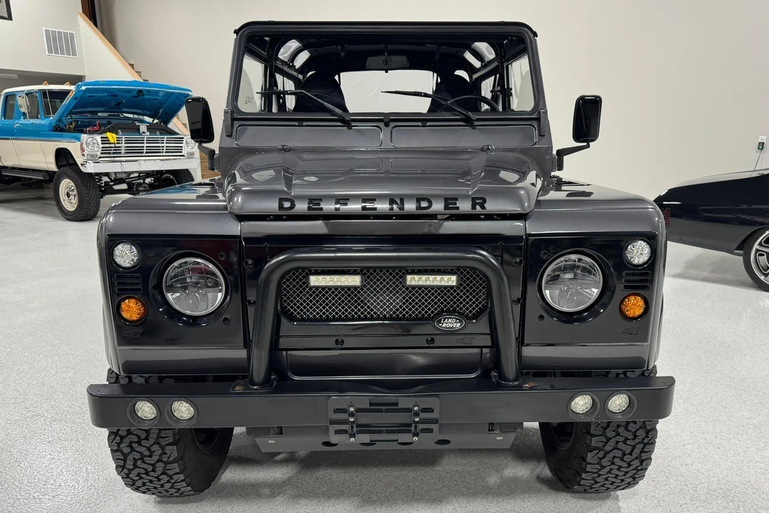 1990 Land Rover Defender 90 - Image 2 of 31