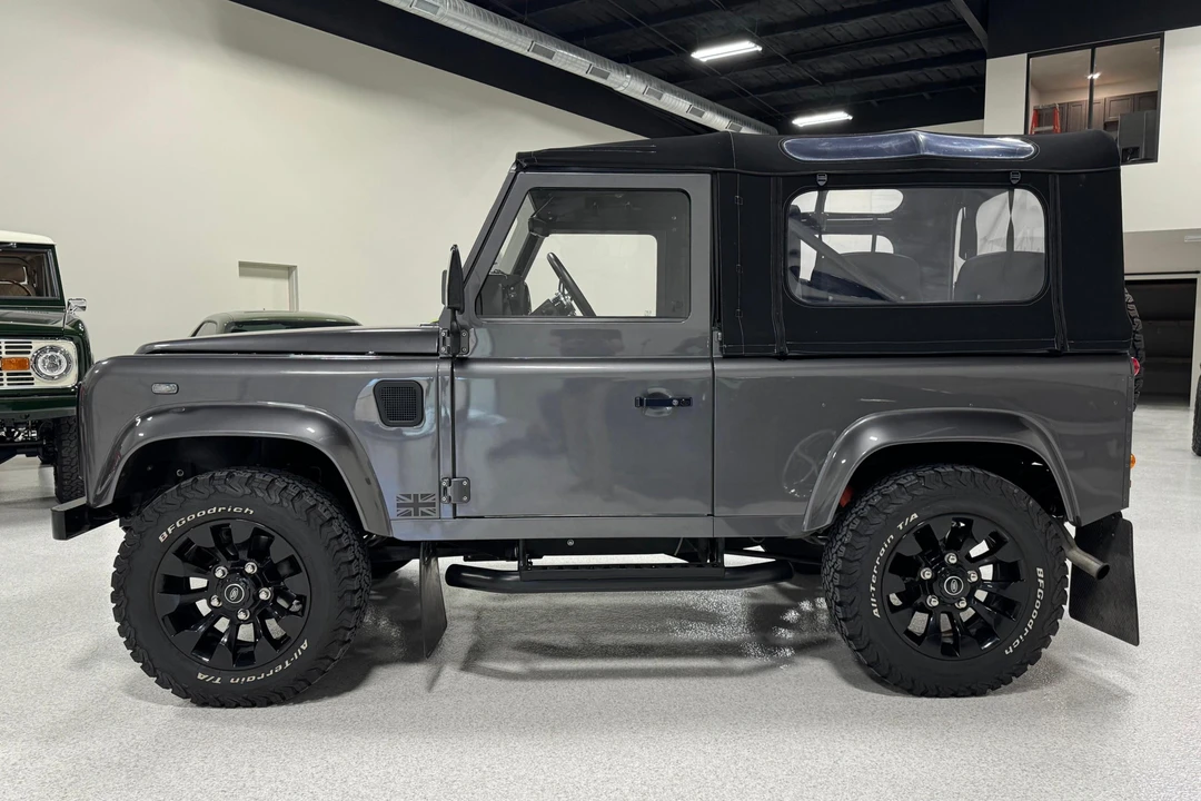 1990 Land Rover Defender 90 - Image 3 of 31