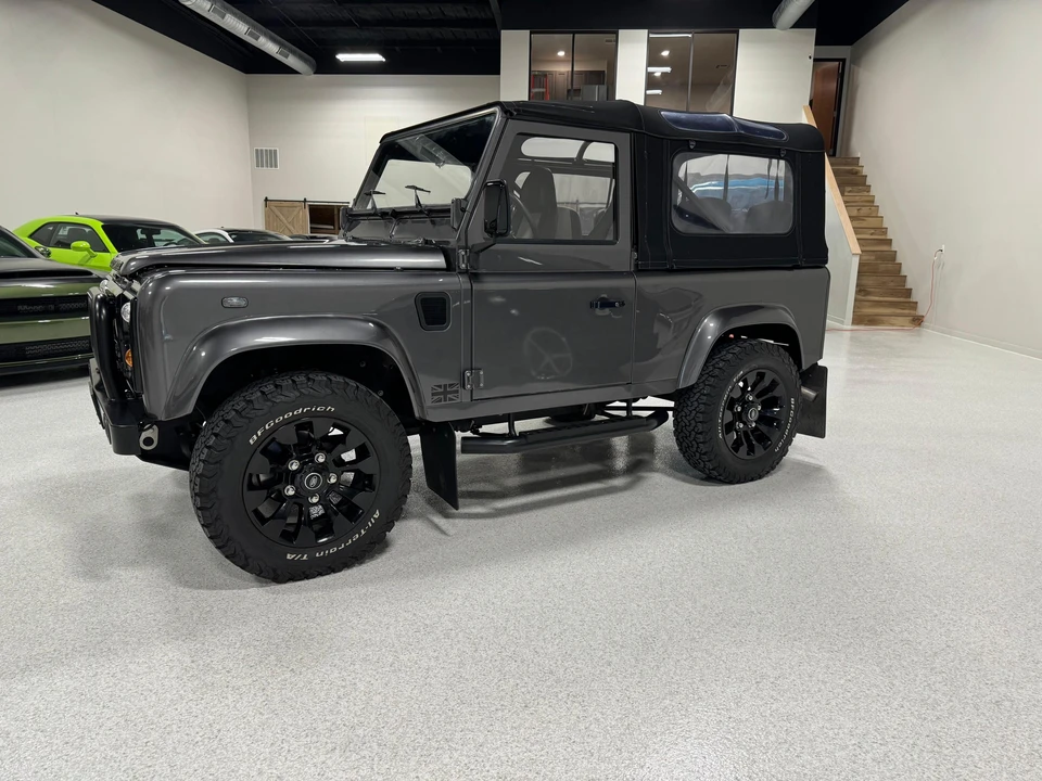 1990 Land Rover Defender 90 - Image 10 of 31