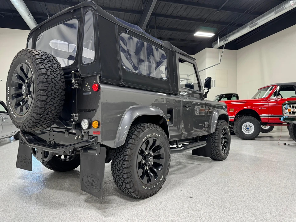 1990 Land Rover Defender 90 - Image 16 of 31