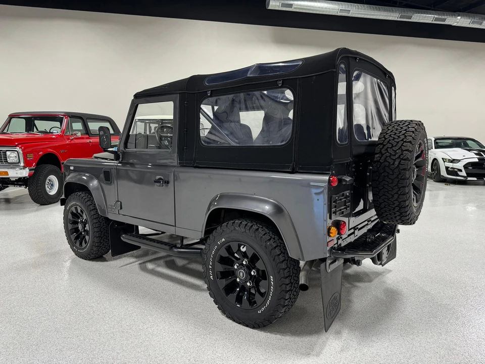 1990 Land Rover Defender 90 - Image 11 of 31