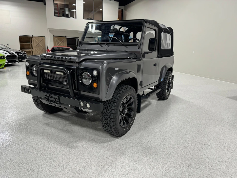 1990 Land Rover Defender 90 - Image 8 of 31