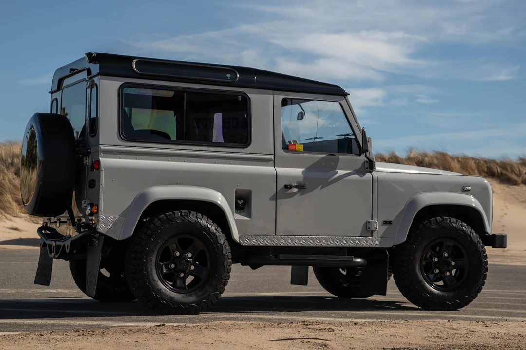1990 Land Rover Defender 90 - Image 3 of 31