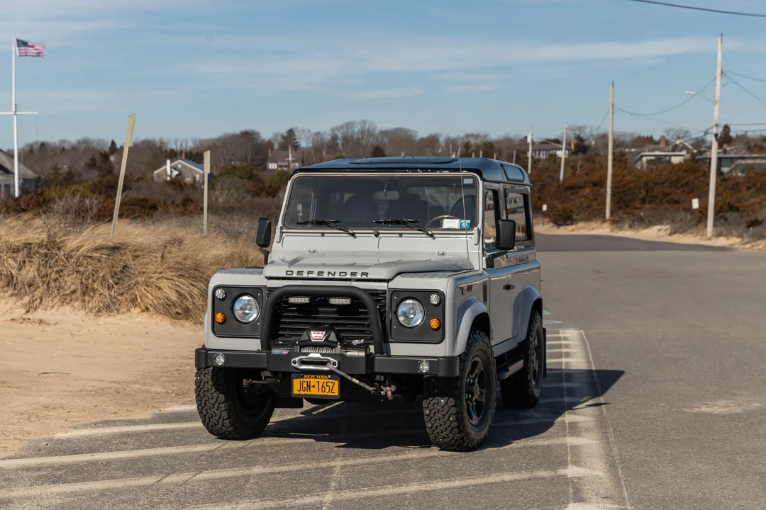 1990 Land Rover Defender 90 - Image 6 of 31