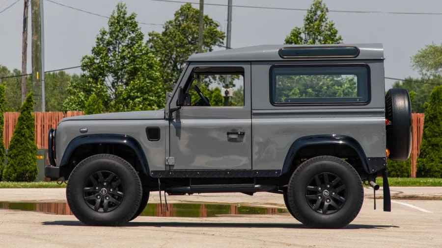 1990 Land Rover Defender 90 - Image 2 of 23