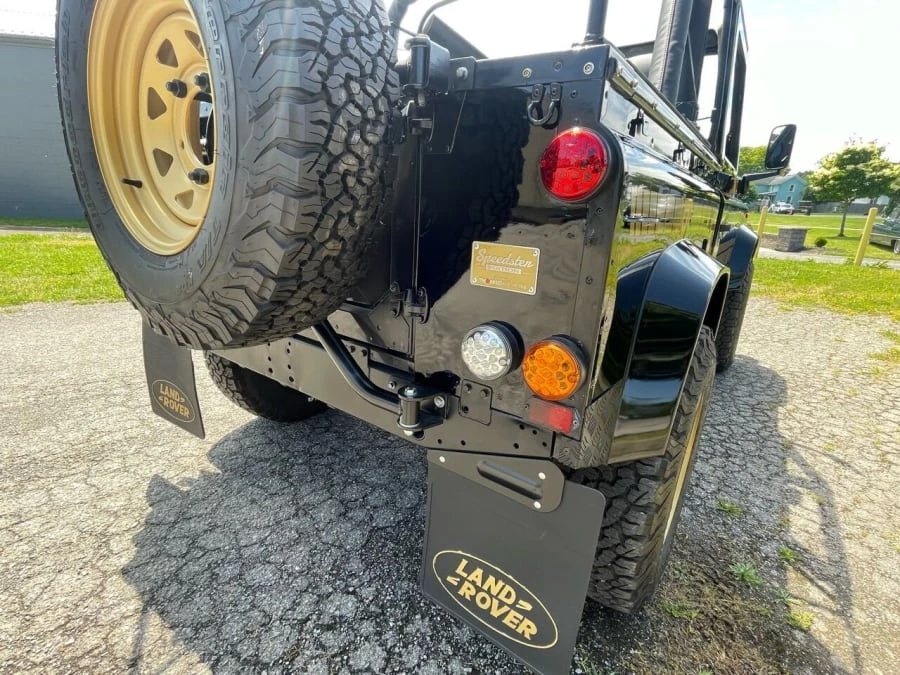 1990 Land Rover Defender 90 - Image 7 of 18