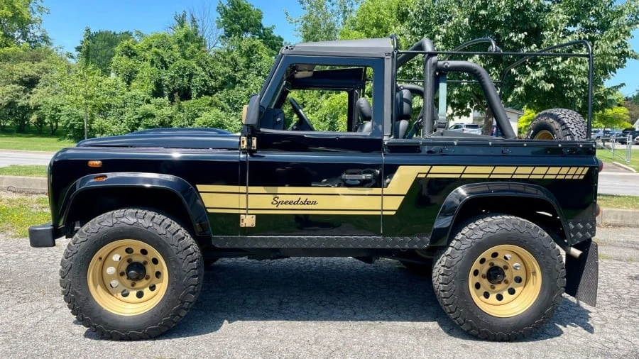 1990 Land Rover Defender 90 - Image 11 of 18