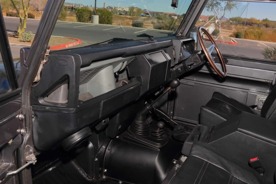 1990 Land Rover Defender - Image 16 of 25