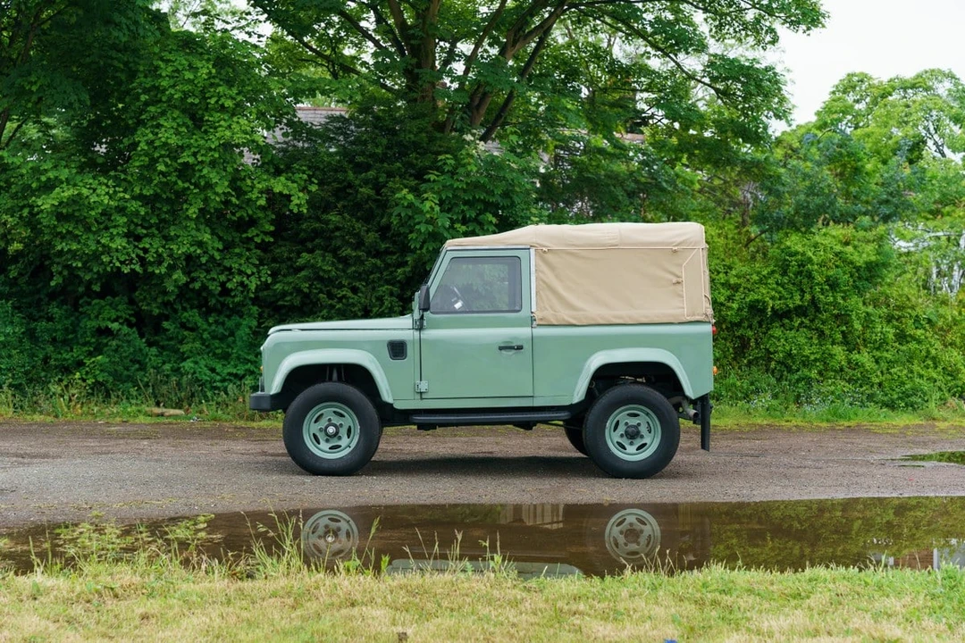 1990 Land Rover Defender 90 - Image 10 of 30