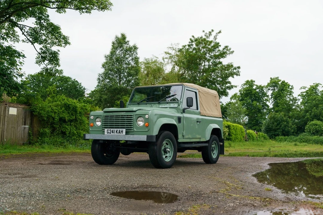 1990 Land Rover Defender 90 - Image 7 of 30