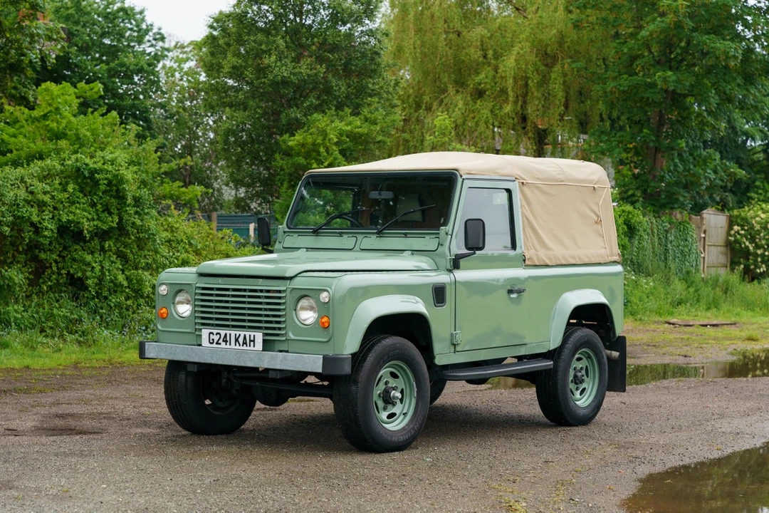 1990 Land Rover Defender 90 - Image 6 of 30
