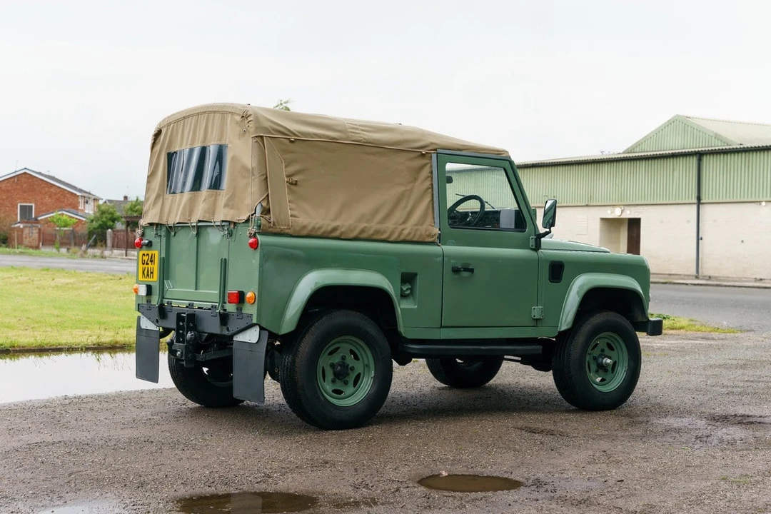 1990 Land Rover Defender 90 - Image 19 of 30