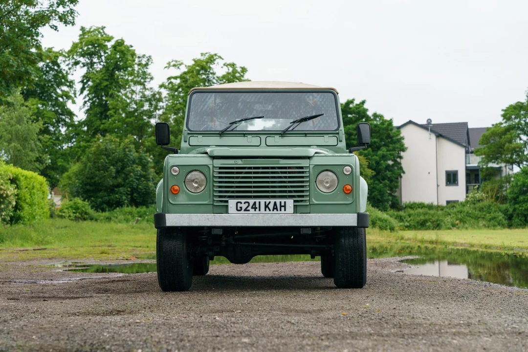 1990 Land Rover Defender 90 - Image 4 of 30